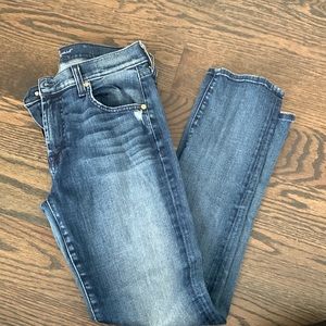 7 for all mankind skinny jeans. mint condition